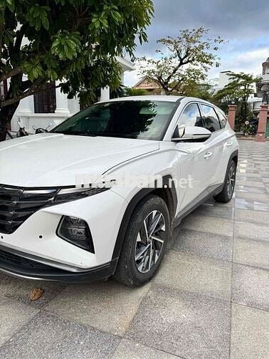 Hyundai Tucson 2023 2.0 AT Đặc biệt - 49900 km
