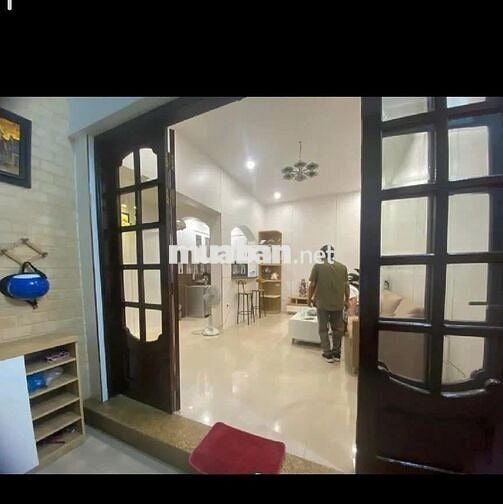 Bán nhà Kim Hoa, mt 5m hiếm gặp, 3 bước ra hồ ba mẫu, 42m², 8.95 tỷ