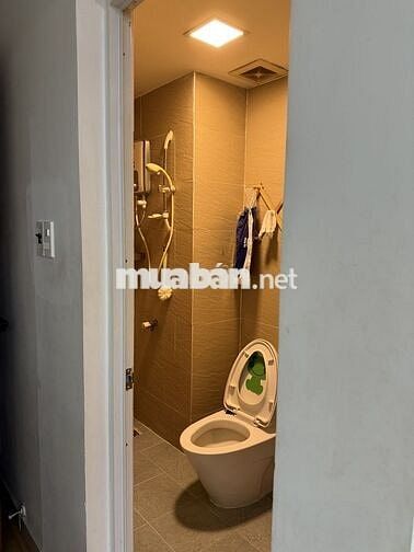 [CĂN BAN CÔNG] Bán căn hộ Ehome 3 2PN, 2WC tặng nội thất, giá 2.589 tỷ