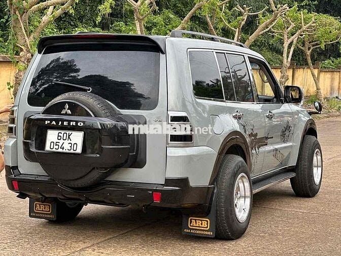 Mitsubishi Pajero 2007 số sàn 4x4 thểthao mạnh mẽ