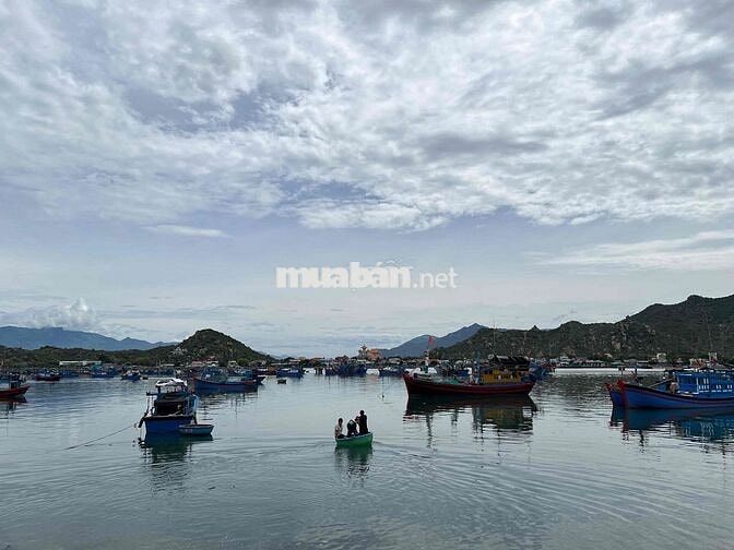 đất mặt tiền bờ kè đầm nại ninh thuận