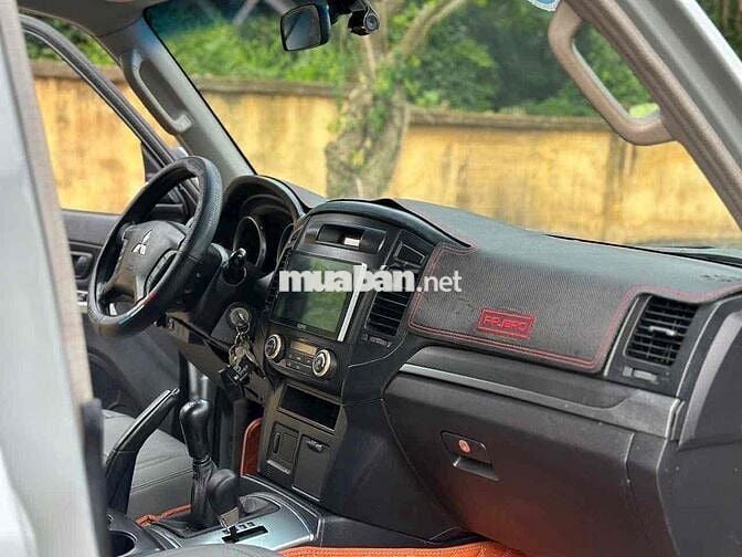 Mitsubishi Pajero 2007 số sàn 4x4 thểthao mạnh mẽ