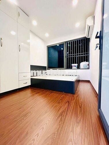 Tập thể Kim Liên, 60m, 2N2WC, mặt phố, nhà đẹp 2 thoáng full nội thất