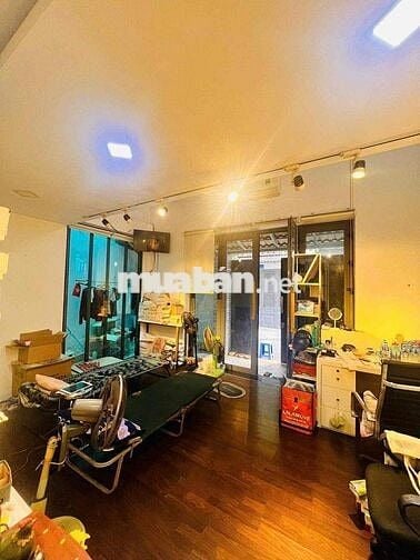 Bán nhà hẻm xe hơi 7m nguyễn thái bình p12 tân bình cho thuê cực tốt