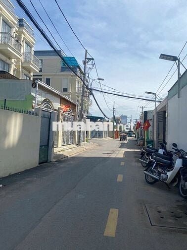 Mặt tiền kinh doanh 63m2 ngang 10m hiệp bình phước,thủ đức, chỉ 4.5 tỷ