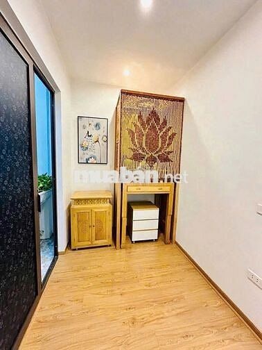 Bán nhà ngõ Hòa Bình, Đống Đa 46m2, 9,3 tỷ, 3 thoáng, ô tô đỗ gần