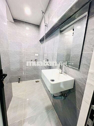 Tập thể Kim Liên, 60m, 2N2WC, mặt phố, nhà đẹp 2 thoáng full nội thất