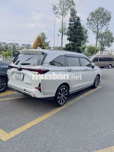 Toyota Veloz Cross 2022 CVT Top