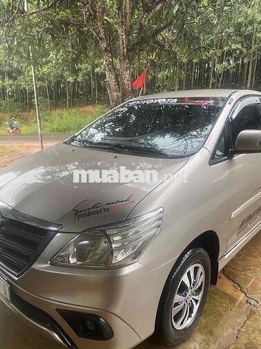 Toyota Innova 2016 2.0E - 123000 km
