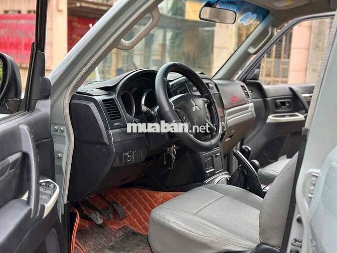 Mitsubishi Pajero 2007 số sàn 4x4 thểthao mạnh mẽ