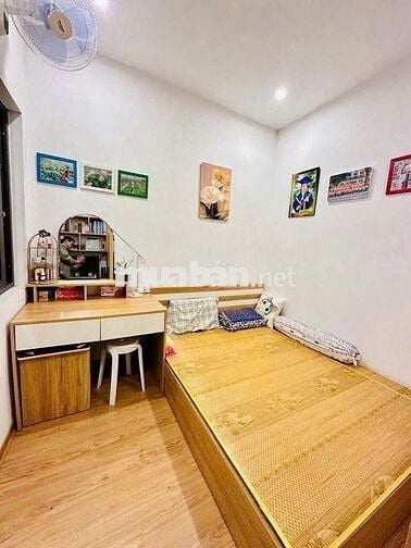 Bán nhà ngõ Hòa Bình, Đống Đa 46m2, 9,3 tỷ, 3 thoáng, ô tô đỗ gần