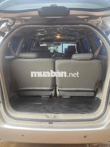 Toyota Innova 2016 2.0E - 123000 km