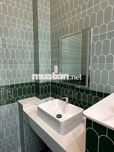 Cho thuê nhà phố hẽm BMT, 1 trệt 2 lầu ( 3x14m), 3PN 3WC, Nhà mới 100%