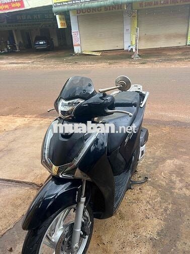 Muốn bán sh150 ABS cuối 2018 biển tp hcm