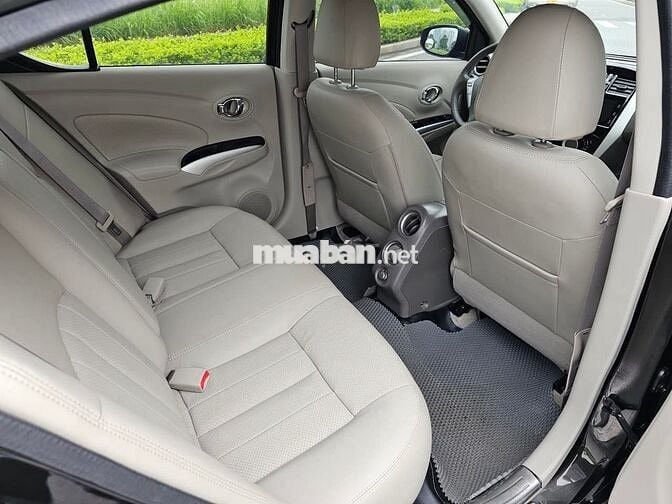 Nissan Sunny XV Premium model 2019 Đen đẹp