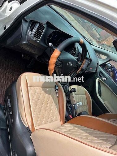 Kia Cerato 2016 1.6 AT - 95 km