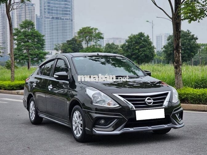 Nissan Sunny XV Premium model 2019 Đen đẹp