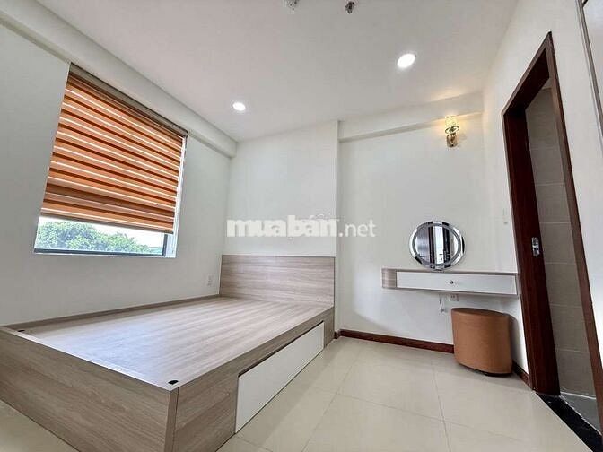 Bán gấp Chung cư Hòa Bình, 3 PN, 85m2 rẻ nhất thị trường chỉ 2,4 tỷ