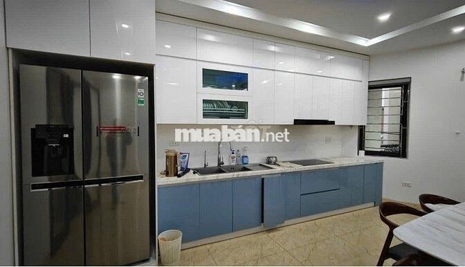 Siêu phẩm Hoàng Hoa Thám,ô tô, 102m2 5 tầng 20.5 tỷ, ở kinh doanh đỉnh