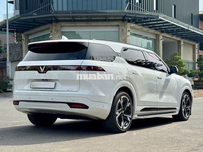 Vinfast VF9 Plus 2023 - Thuê Pin CATL - nhỉnh 1x