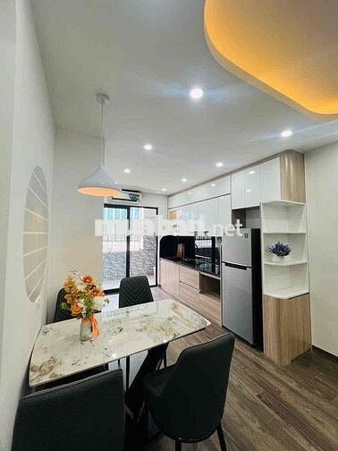 em cần bán căn 66m toà hh3c linh đàm view hồ