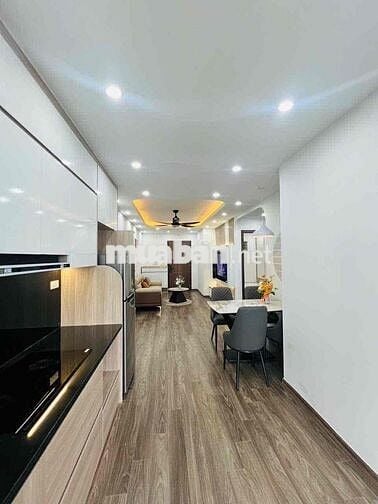 em cần bán căn 66m toà hh3c linh đàm view hồ