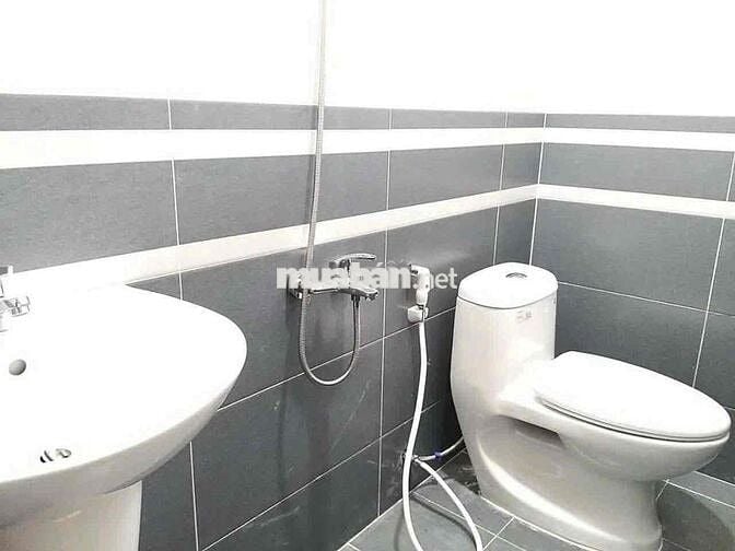 🌈❌NHÀ LẦU KP8 PHÚ HOÀ, THỦ DẦU MỘT, BÌNH DƯƠNG MÀ CHỈ 2 TỶ 650TR.❌🌈