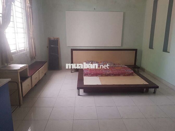 Cho thuê nhà 1 trệt 3 lầu dt 7×18 có 5pn,6wc. Hẻm xe tải cho làm chdv