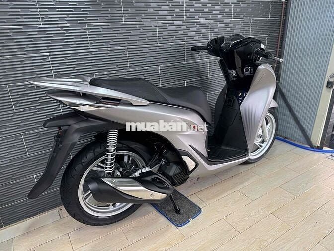 Honda SH160 ABS 2025 Bạc Nhám Xe New 100% HQCT