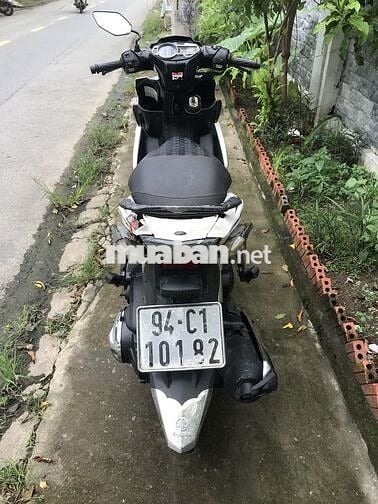 Yamaha novo 5 Fi màu trắng