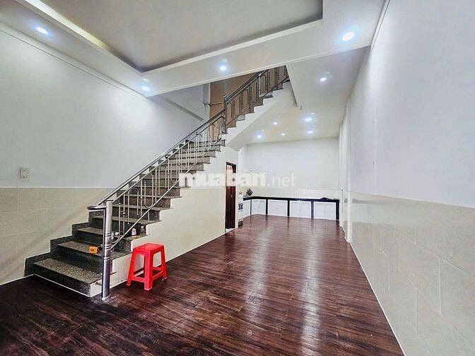 Cho thuê nhà ở và mặt tiền kinh doanh