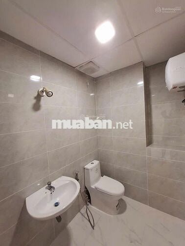 Cần bán căn hộ chung cư Khánh hội 1, 2PN, nhà đẹp, view Quận 1