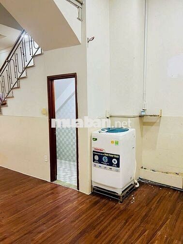 Cho thuê nhà ở và mặt tiền kinh doanh