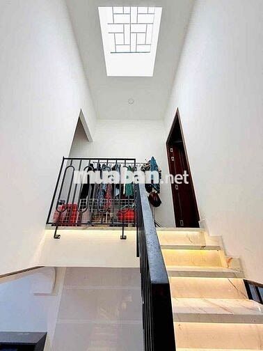 NC 2pn2wc full nội thất hẻm Thống Nhất P11