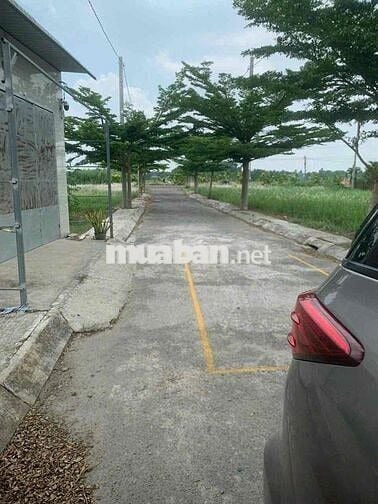 ĐẤT CHÍNH CHỦ cách QL1A 2km 125m2 785tr