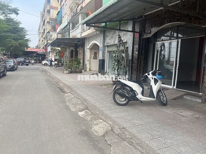 Cho thuê nhà ở và mặt tiền kinh doanh