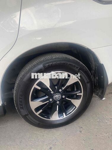 Toyota Innova 2017 2.0G - 81000