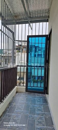 CC cần bán nhà riêng, diện tích 33m2, tại ngõ 259 đường Vĩnh Hưng, HN