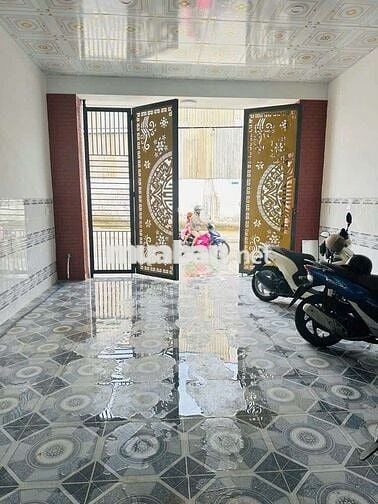 2 tầng mới -kinh doanh diện tích lớn 214m2-chỉ 5,1 tỷ-Nguyễn Thị Tươi