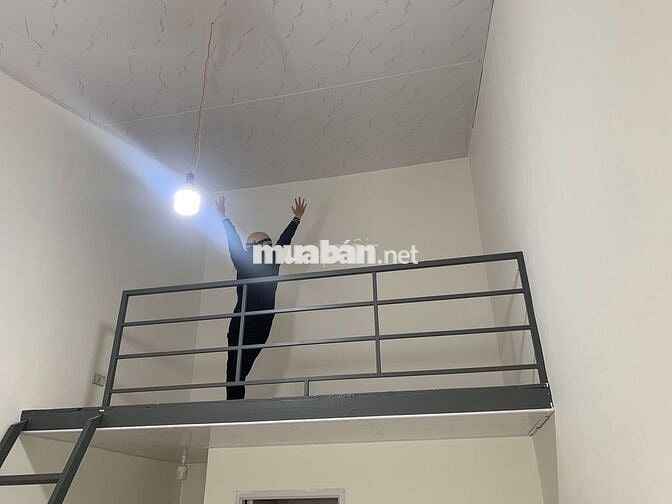 Phòng nhà mặt tiền sáng thoáng mát không chung chủ dư sức đậu ô tô