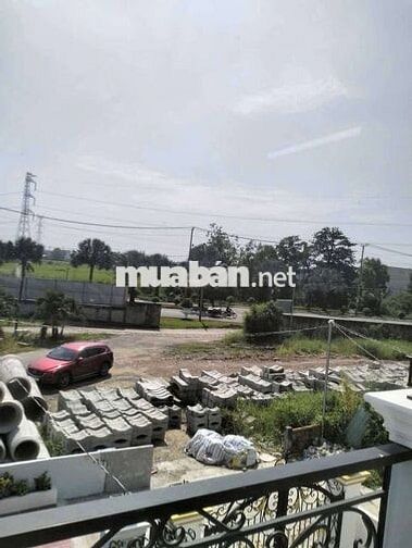 3,150 Tỷ TL sổ riêng nhà 1 lầu 4 PN 4 x 31 ngay cổng khu CN tân kim