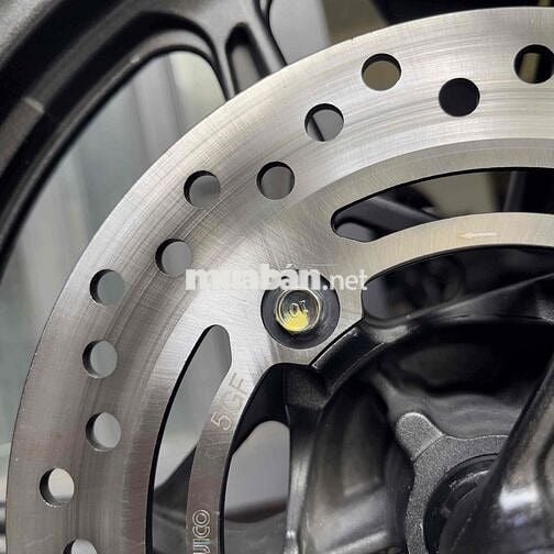 AB 125/2025 4val xám đỏ sporty, mới 100%,  9 chủ