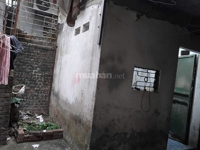 Cho thuê nhà phố Ngọc Lâm, Long Biên, diên tích 18m2 x 3 tầng