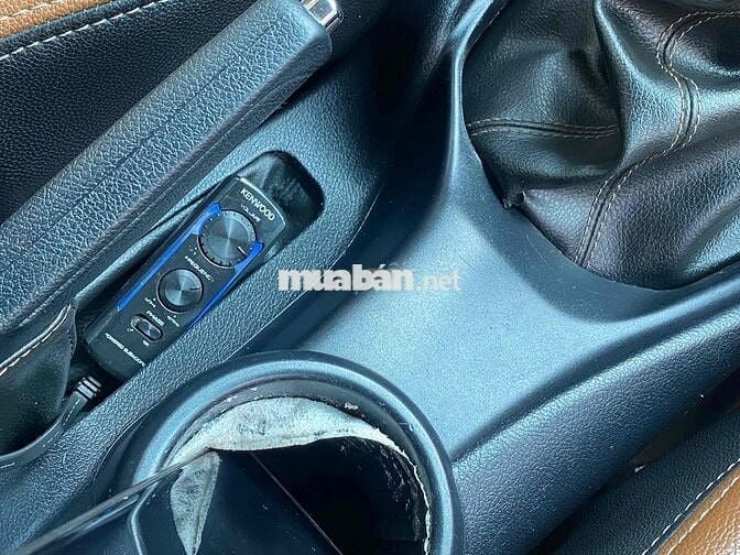 Toyota Innova 2017 2.0E - 140000 km