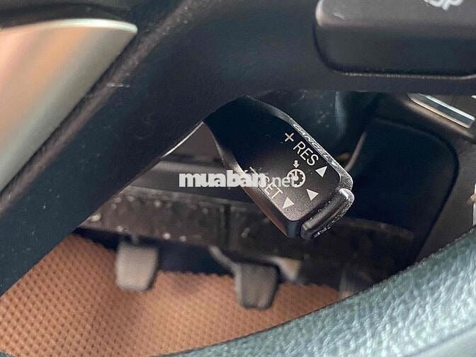 Toyota Innova 2017 2.0E - 140000 km