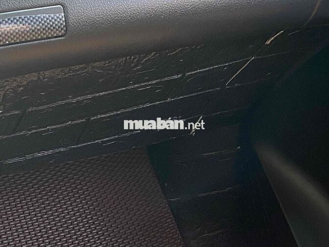 Toyota Innova 2017 2.0E - 140000 km