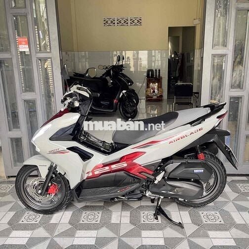 AB 125/2025 4val xám đỏ sporty, mới 100%,  9 chủ