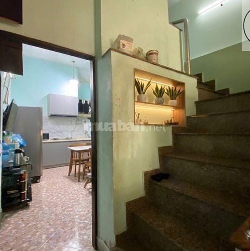 Q.8 / Đường trước nhà 10m / 4m x 15m / 8.x TỶ / 3 TẦNG / MTKD