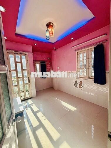 1 Xẹt ra Mặt Tiền Tôn Đản Q 4  DIỆN TÍCH SD 49 M2