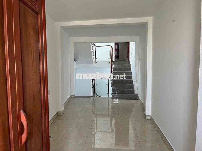 Cho thuê nhà 3 tầng mới đẹp, mặt đường Quốc lộ 37 – Thượng Đình 📍 Vị t